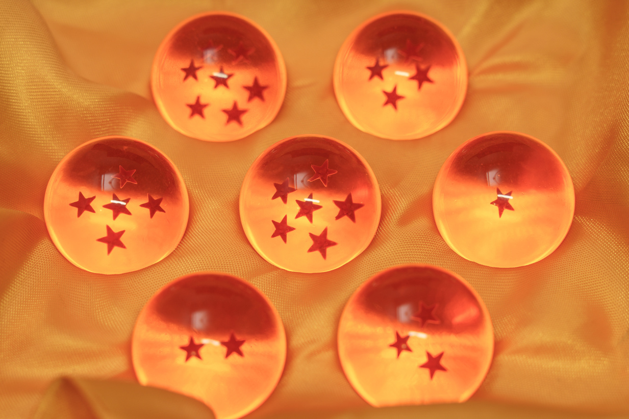 Set of seven orange crystal dragon ball